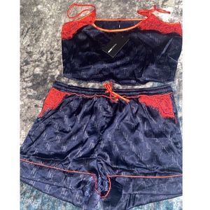 Brand new fashion nova pajama silk set